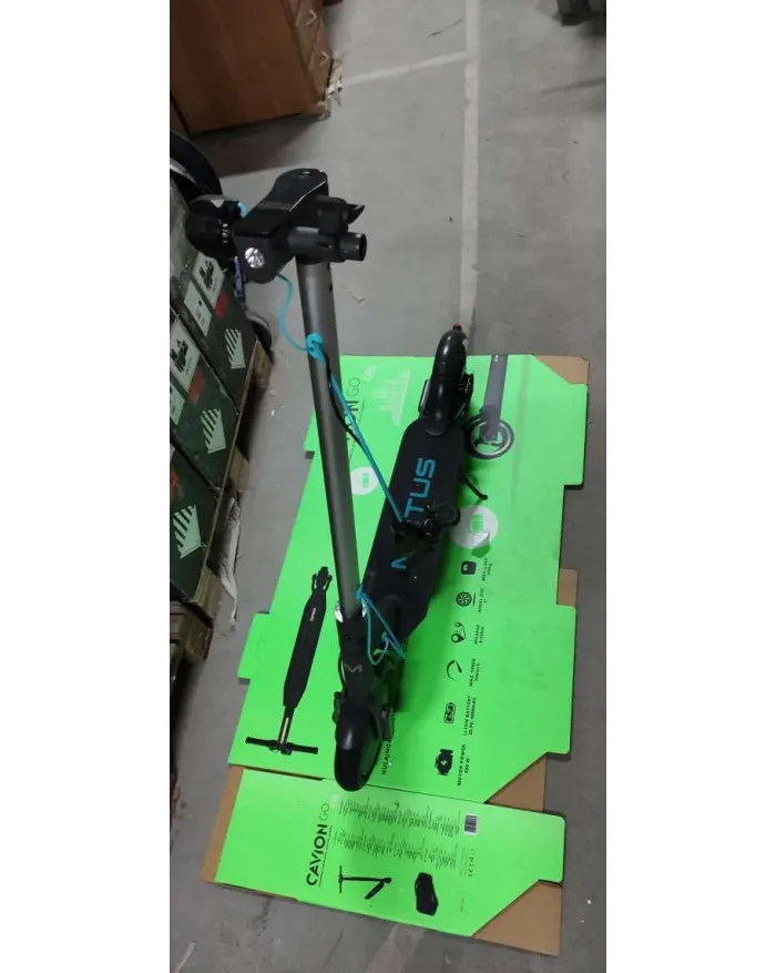 OUTLET Hulajnoga elektryczna Motus Scooty 8.5 350W 25km/h [C]