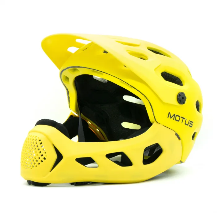 KASK SZCZĘKOWY MOTUS ROZMIAR M/L CB-49