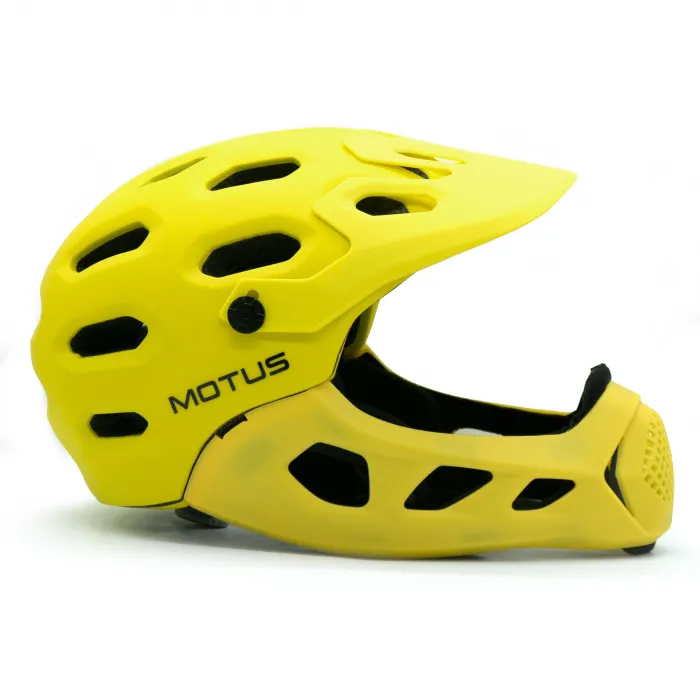 KASK SZCZĘKOWY MOTUS ROZMIAR M/L CB-49